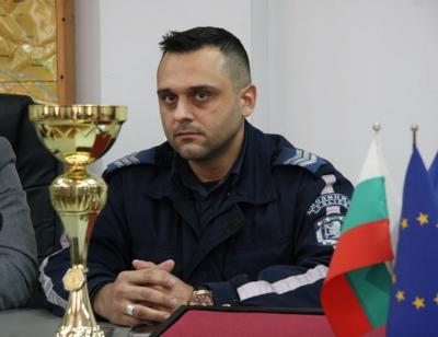 Стойчо Яковски от Пловдив, който спаси дете, е полицай на годината