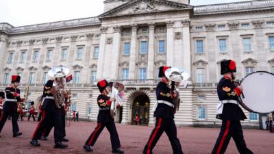 Ще се върне ли кралица Елизабет в Бъкингамския дворец