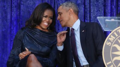 Когато Барак Обама потупва съпругата си по дупето…и то на публично място