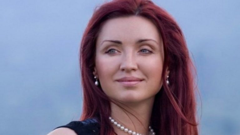 Галка от “Каризма” показа новото си гадже на доста интимно ВИДЕО