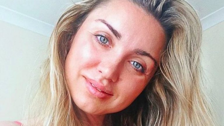 Галка от “Каризма” шашна от морето с огромни гърди СНИМКИ 18+