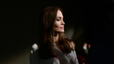 Анджелина Джоли – отново черната овца в очите на Брад Пит