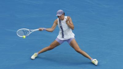 Защо Ига Швьонтек разкъса полата си по време на мач