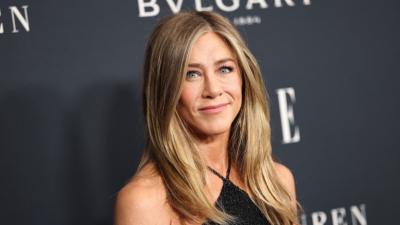 Дженифър Анистън на 57