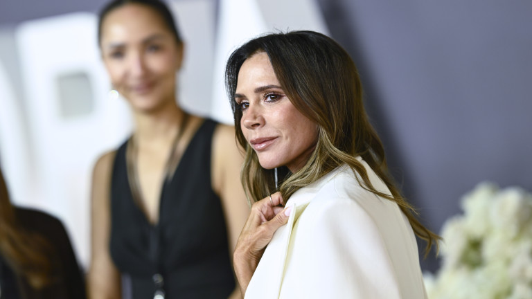 Виктория Бекъм на 52